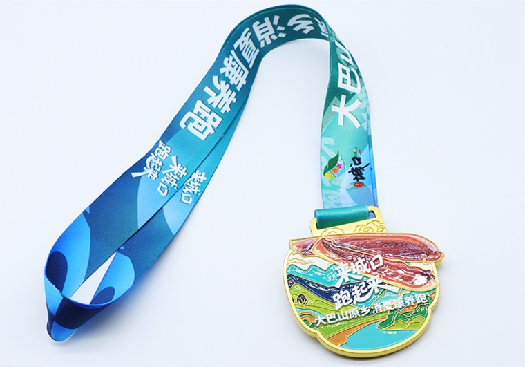 大巴山原鄉消夏康養跑獎牌_定制案例